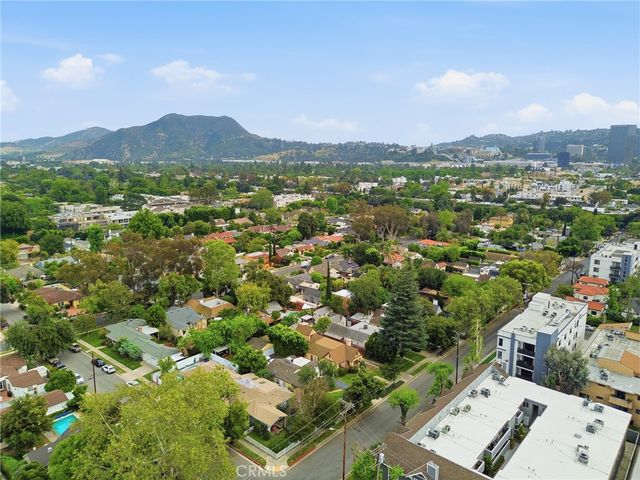 4720 Denny, Toluca Lake, CA 91602