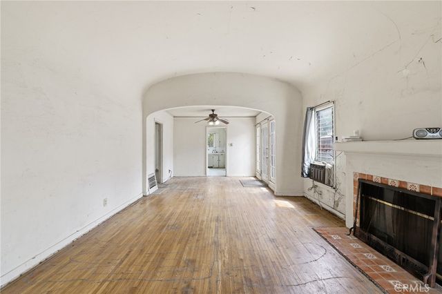 4720 Denny, Toluca Lake, CA 91602