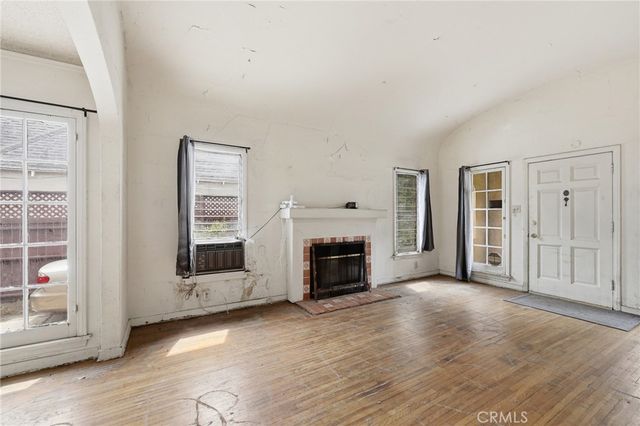 4720 Denny, Toluca Lake, CA 91602