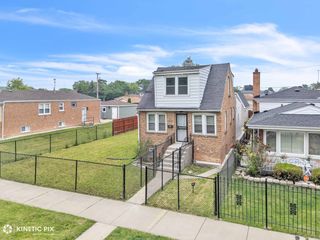 9613 S Yale Avenue, Chicago, IL 60628