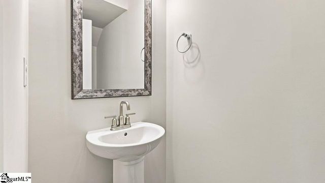 1249 Clearbrook Lane, Campobello, SC 29322
