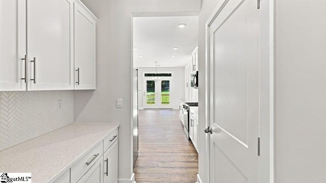 1249 Clearbrook Lane, Campobello, SC 29322