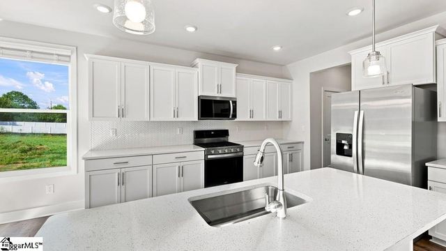 1249 Clearbrook Lane, Campobello, SC 29322