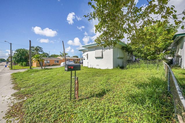 721 N A Street, Lake Worth Beach, FL 33460
