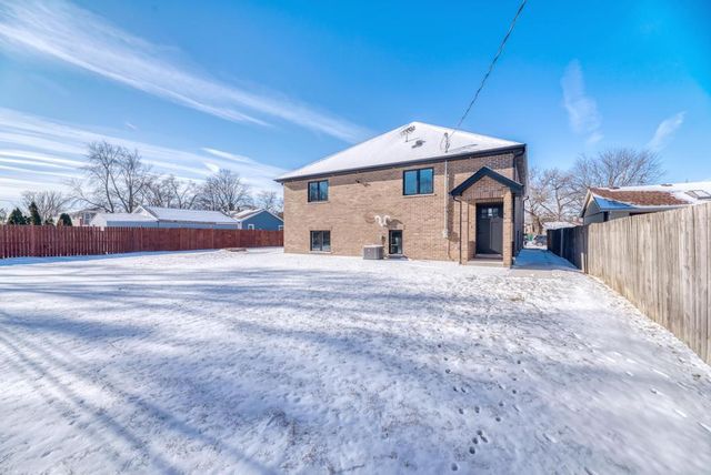 6519 W 82nd Street, Burbank, IL 60459