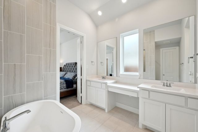 453 Arcane Street, Waxahachie, TX 75165