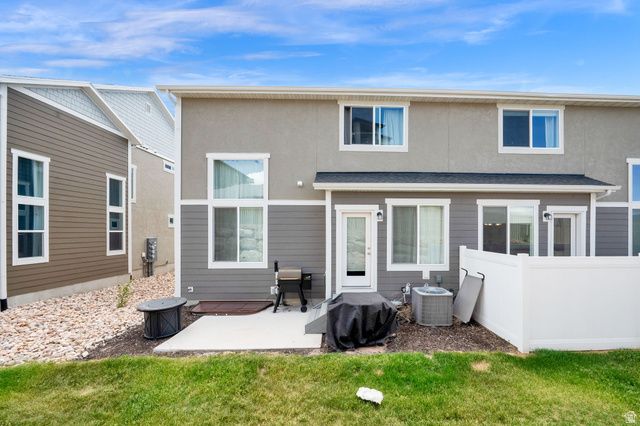 1122 N FREEMAN DR, Saratoga Springs, UT 84045