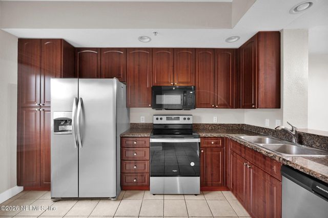 9745 TOUCHTON Road 526, Jacksonville, FL 32246