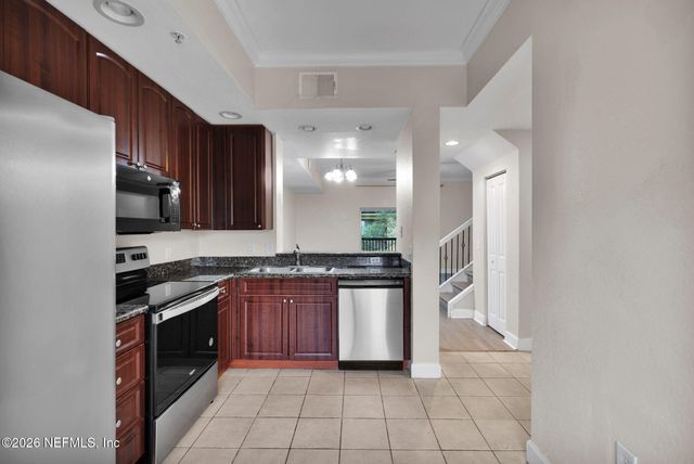 9745 TOUCHTON Road 526, Jacksonville, FL 32246