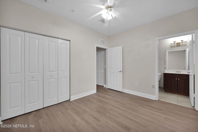 9745 TOUCHTON Road 526, Jacksonville, FL 32246