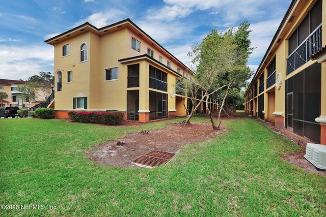 9745 TOUCHTON Road 526, Jacksonville, FL 32246