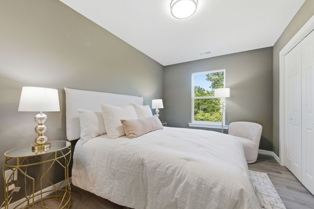 116 Hill Place Court, Dickson, TN 37055