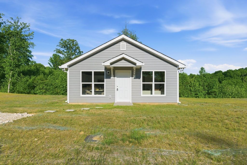 116 Hill Place Court, Dickson, TN 37055