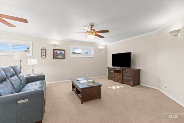 3373 N Summerfield Way, Meridian, ID 83646