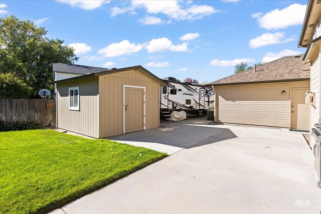 3373 N Summerfield Way, Meridian, ID 83646