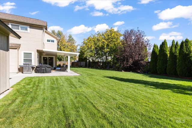 3373 N Summerfield Way, Meridian, ID 83646