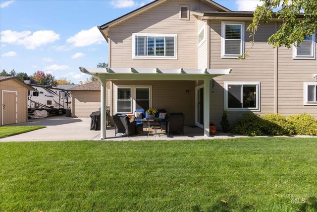 3373 N Summerfield Way, Meridian, ID 83646