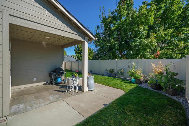 1902 N Drummond Ct, Spokane Valley, WA 99016