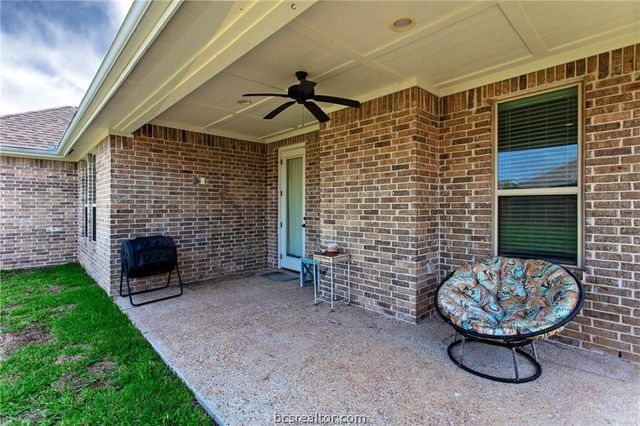 3007 Embers Loop, Bryan, TX 77808