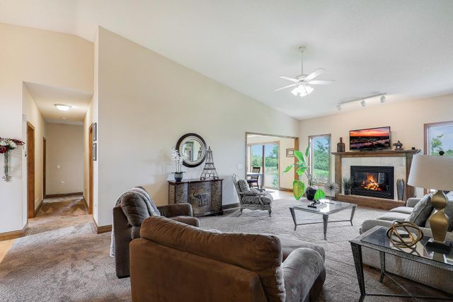 4972 Kassel Avenue NE, Albertville, MN 55301