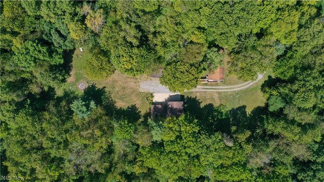 42641 sr-517, Columbiana, OH 44408