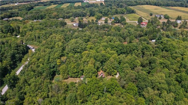 42641 sr-517, Columbiana, OH 44408