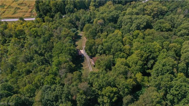 42641 sr-517, Columbiana, OH 44408
