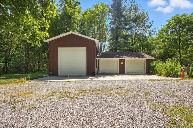 42641 sr-517, Columbiana, OH 44408