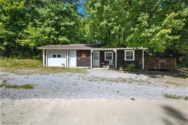 42641 sr-517, Columbiana, OH 44408