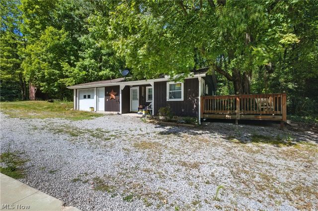 42641 sr-517, Columbiana, OH 44408