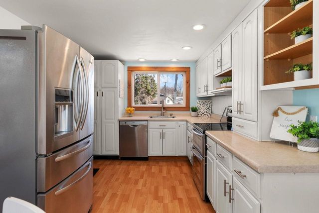 4512 Larson Street, Mcfarland, WI 53558