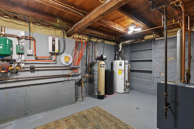 4512 Larson Street, Mcfarland, WI 53558