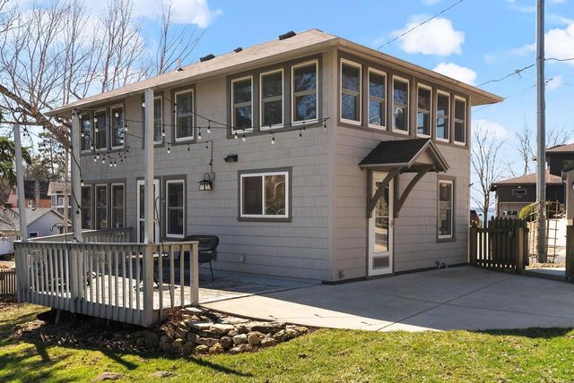 4512 Larson Street, Mcfarland, WI 53558