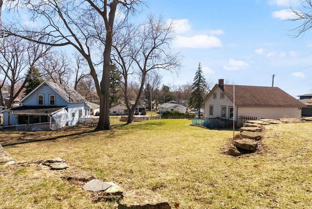 4512 Larson Street, Mcfarland, WI 53558