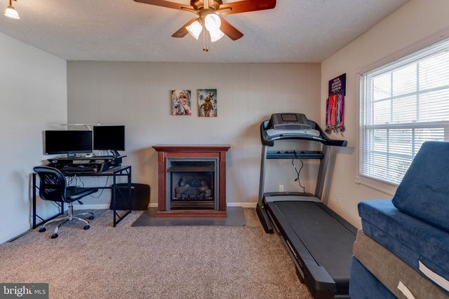 44125 LOUISDALE RD, California, MD 20619