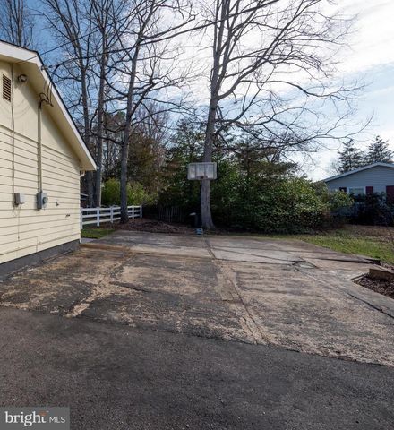 44125 LOUISDALE RD, California, MD 20619
