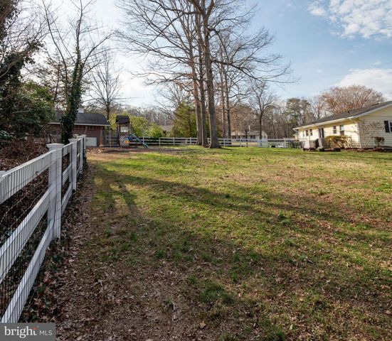 44125 LOUISDALE RD, California, MD 20619
