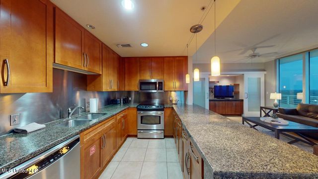 2060 Beach Boulevard, 1005, Biloxi, MS 39531