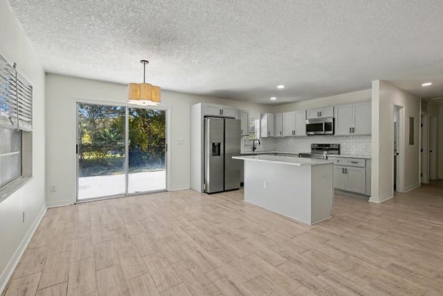 235 Boulevard Des Pins, St Augustine, FL 32080