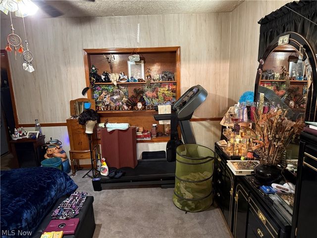 4138 E 142nd Street, Cleveland, OH 44128