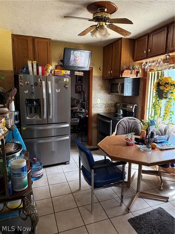 4138 E 142nd Street, Cleveland, OH 44128