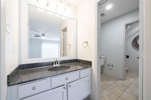 7847 Green Lawn Drive 7847, Houston, TX 77088