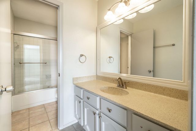 7847 Green Lawn Drive 7847, Houston, TX 77088