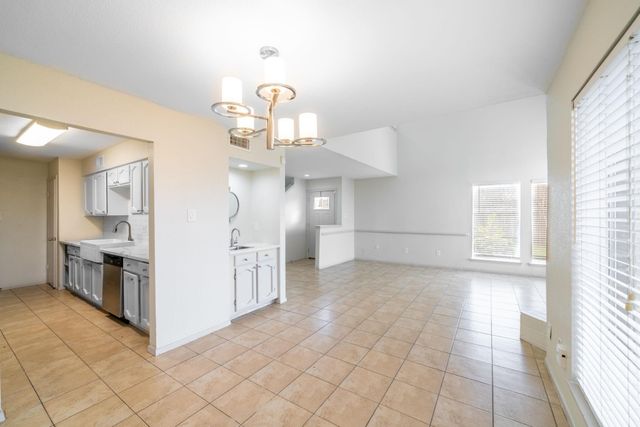 7847 Green Lawn Drive 7847, Houston, TX 77088