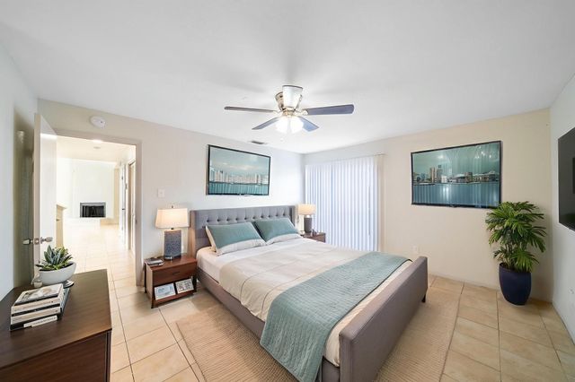 7847 Green Lawn Drive 7847, Houston, TX 77088