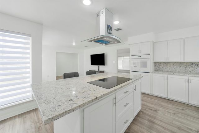 1823 Cherry Bend Drive, Houston, TX 77077