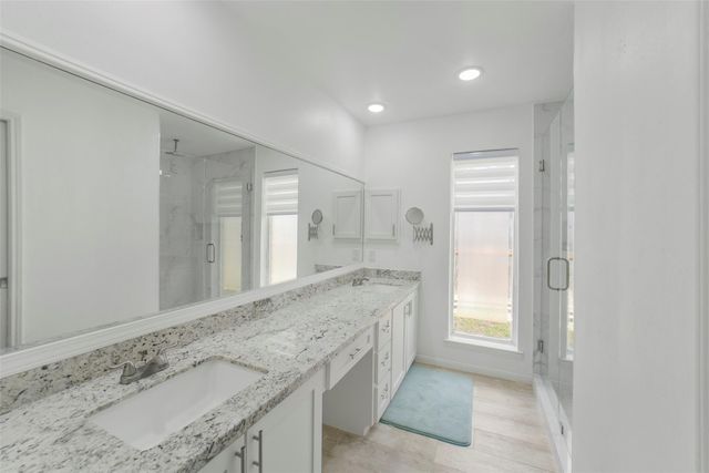 1823 Cherry Bend Drive, Houston, TX 77077