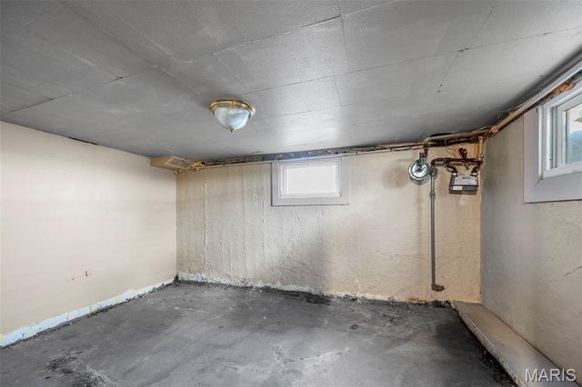 2340 Burns Avenue, Overland, MO 63114