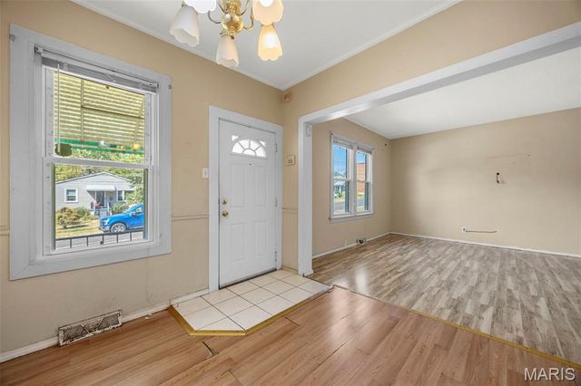 2340 Burns Avenue, Overland, MO 63114