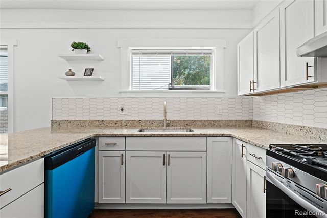 5059 Buckingham Avenue, Detroit, MI 48224